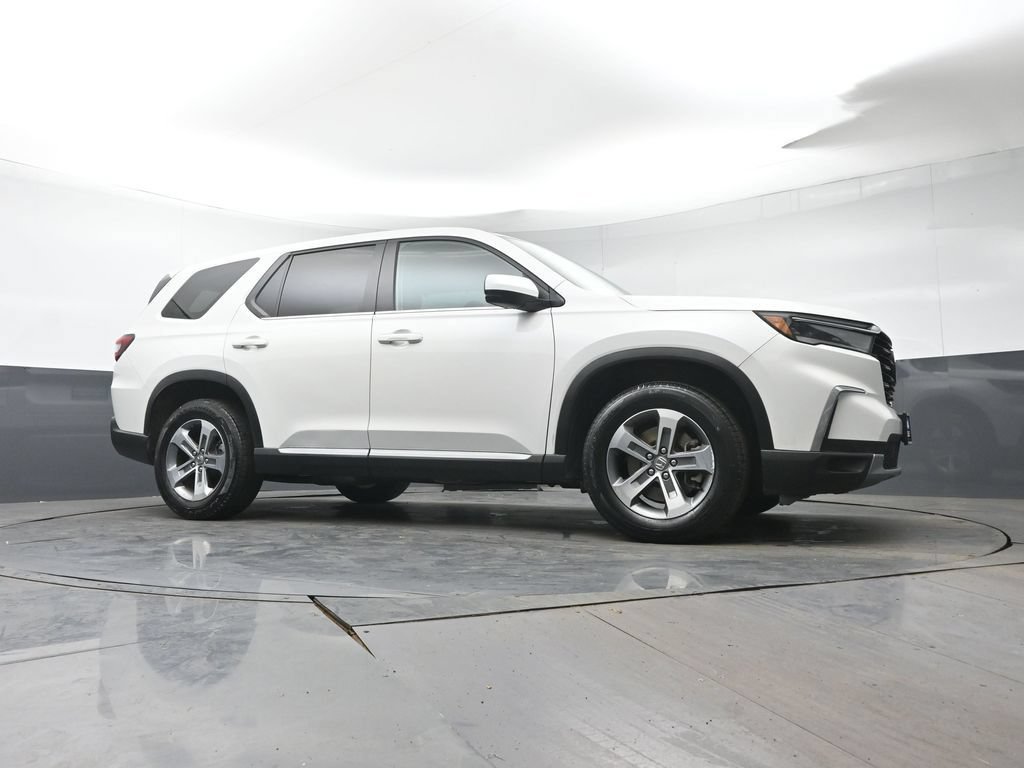Certified 2023 Honda Pilot EX-L image 37