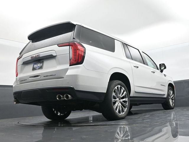 Used 2021 GMC Yukon XL Denali w/ Denali Premium Package image 23