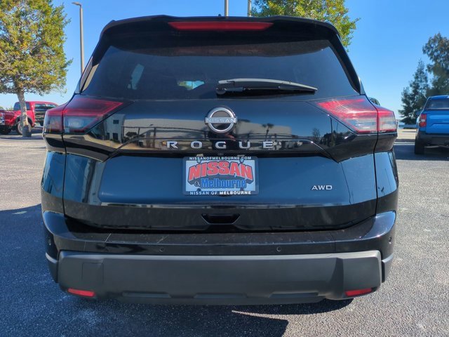 Certified 2024 Nissan Rogue S image 6