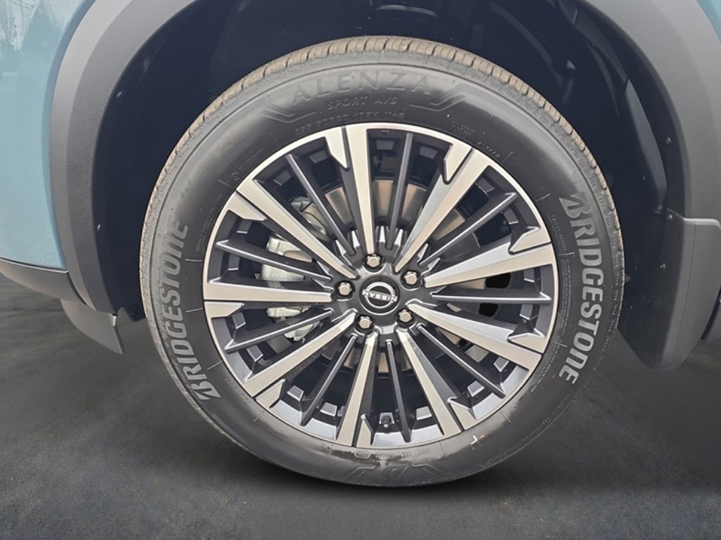 New 2026 Nissan Pathfinder Platinum AWD/4WD image 9