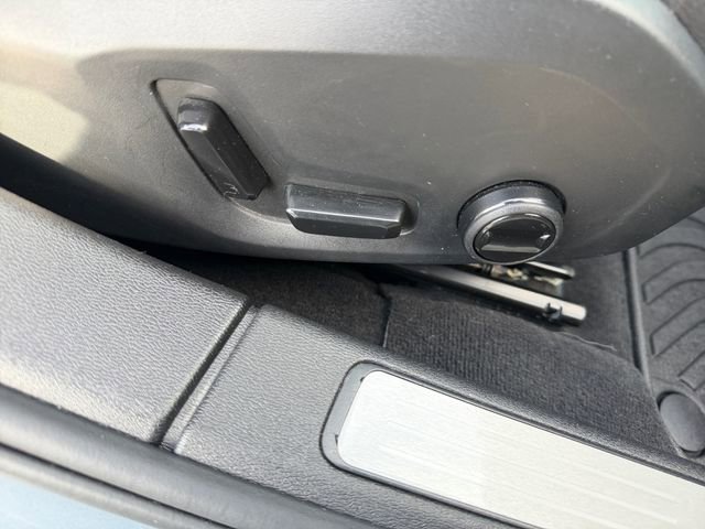 Used 2024 Volvo S60 B5 Core image 30