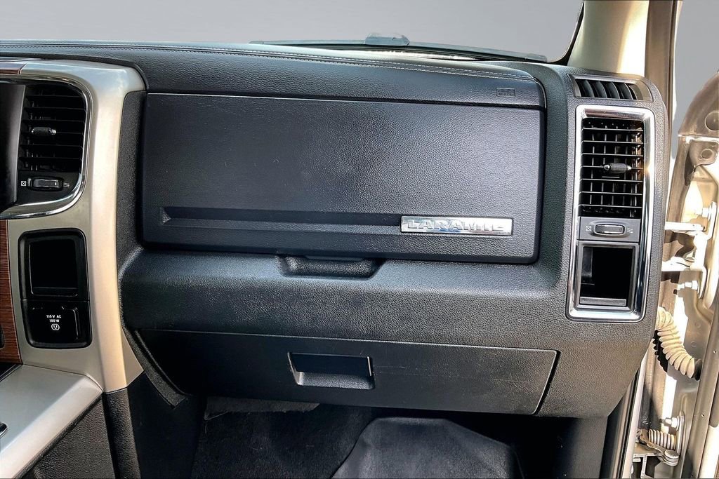 Used 2015 RAM 2500 Laramie w/ Convenience Group RWD image 17