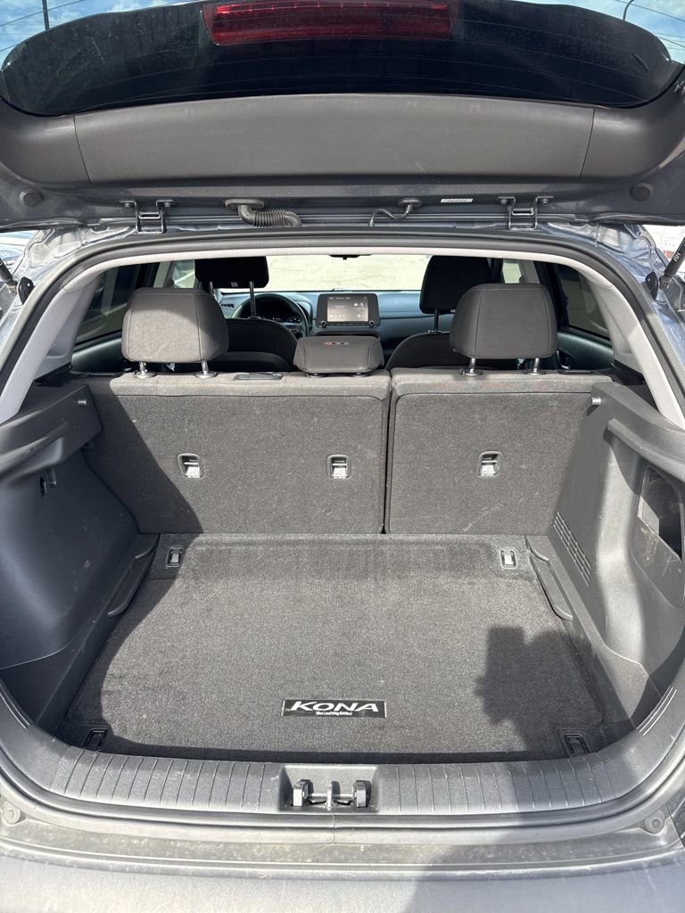 Used 2023 Hyundai Kona SEL image 12