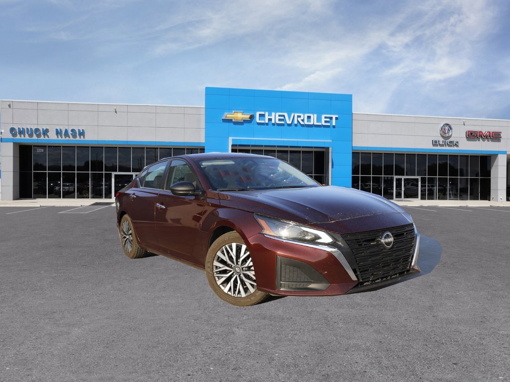 Used 2024 Nissan Altima 2.5 SV