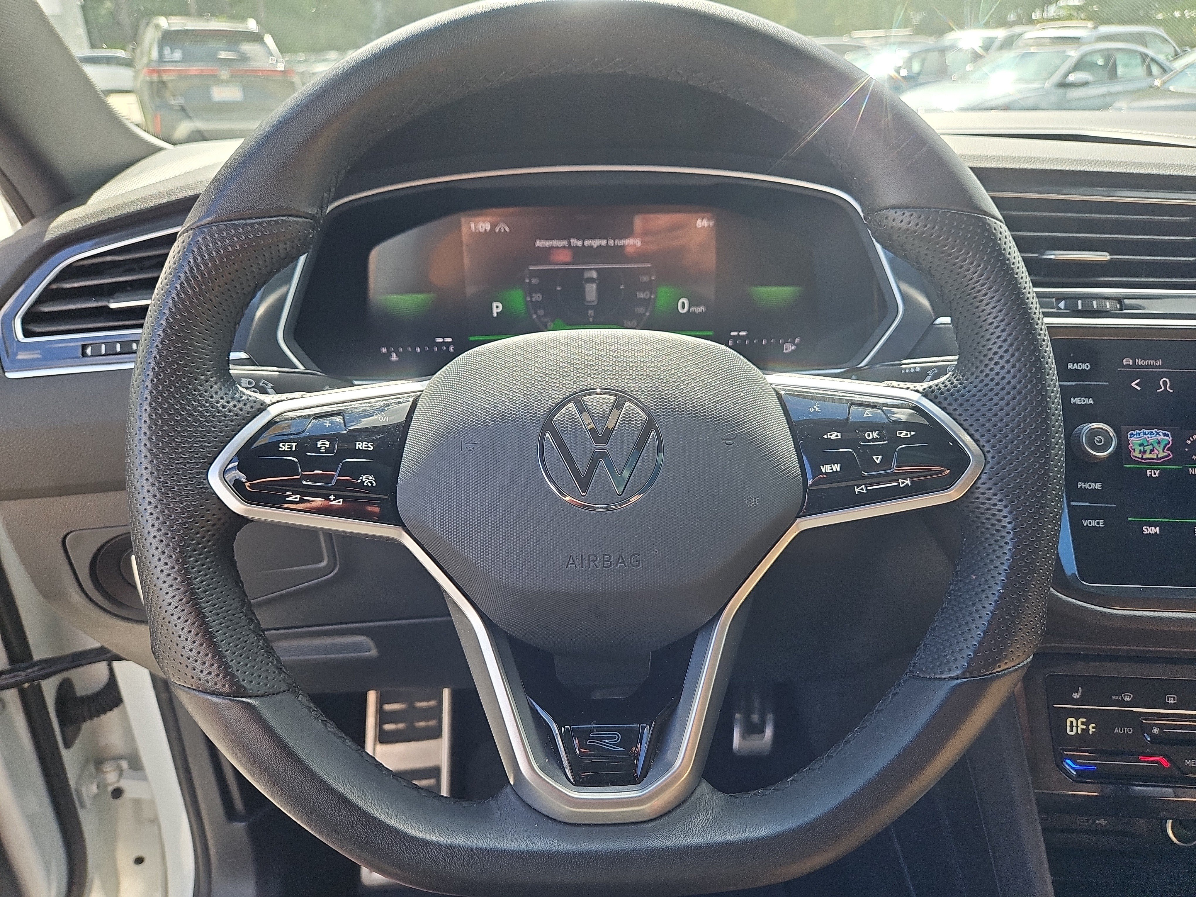 Certified 2024 Volkswagen Tiguan SE R-Line AWD/4WD image 23