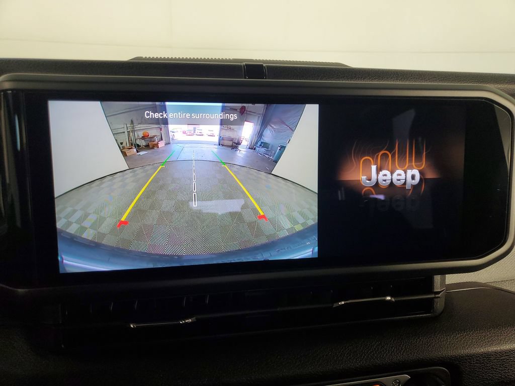 Used 2026 Jeep Wrangler Unlimited Sport AWD/4WD image 22