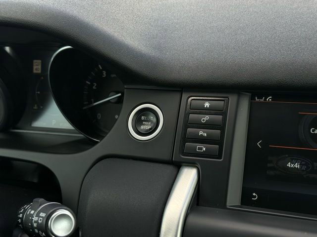 Used 2017 Land Rover Discovery Sport HSE image 22