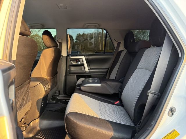 Used 2019 Toyota 4Runner SR5 AWD/4WD image 13