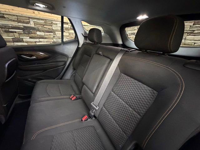 Used 2021 GMC Terrain SLE w/ Driver Convenience Package AWD/4WD image 29
