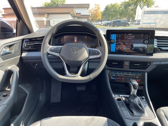 New 2026 Volkswagen Jetta SE image 13