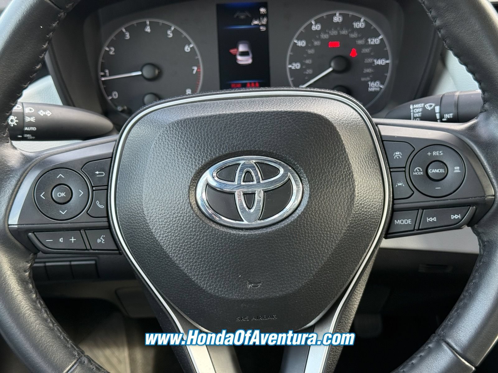 Used 2025 Toyota Corolla SE FWD image 16