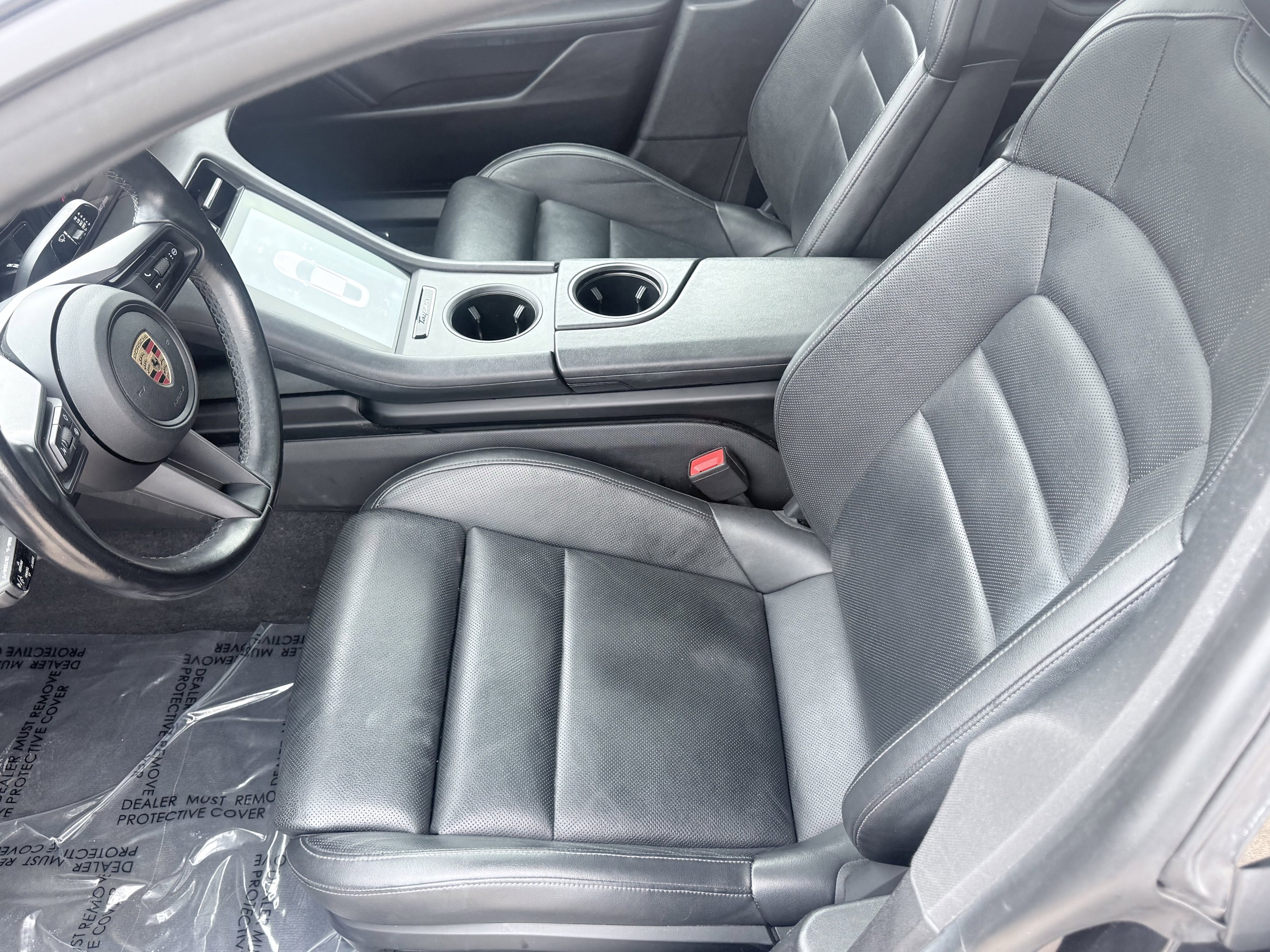 Used 2023 Porsche Taycan image 11