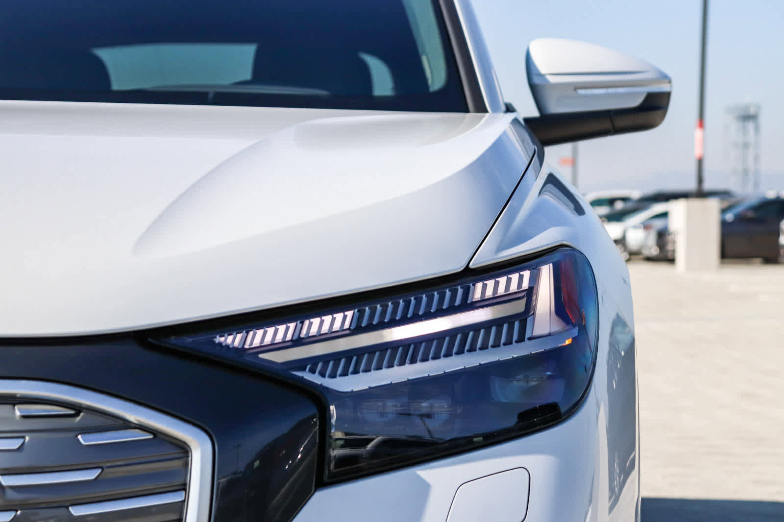 Used 2023 Audi Q4 e-tron Prestige image 4