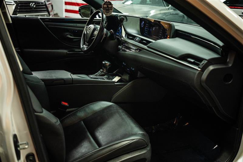 Used 2020 Lexus ES 350 w/ Premium Package FWD image 12