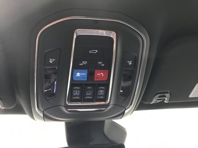 New 2025 Jeep Wagoneer 4WD w/ Convenience Group I image 24