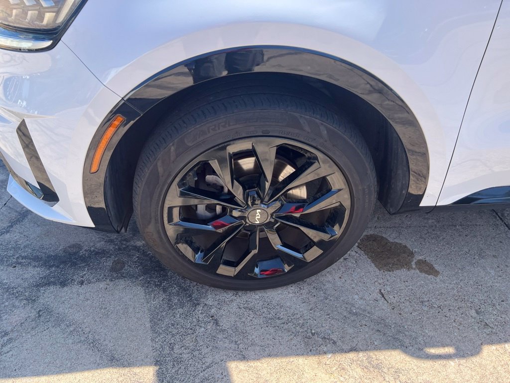 Used 2023 Kia Sorento SX FWD image 2