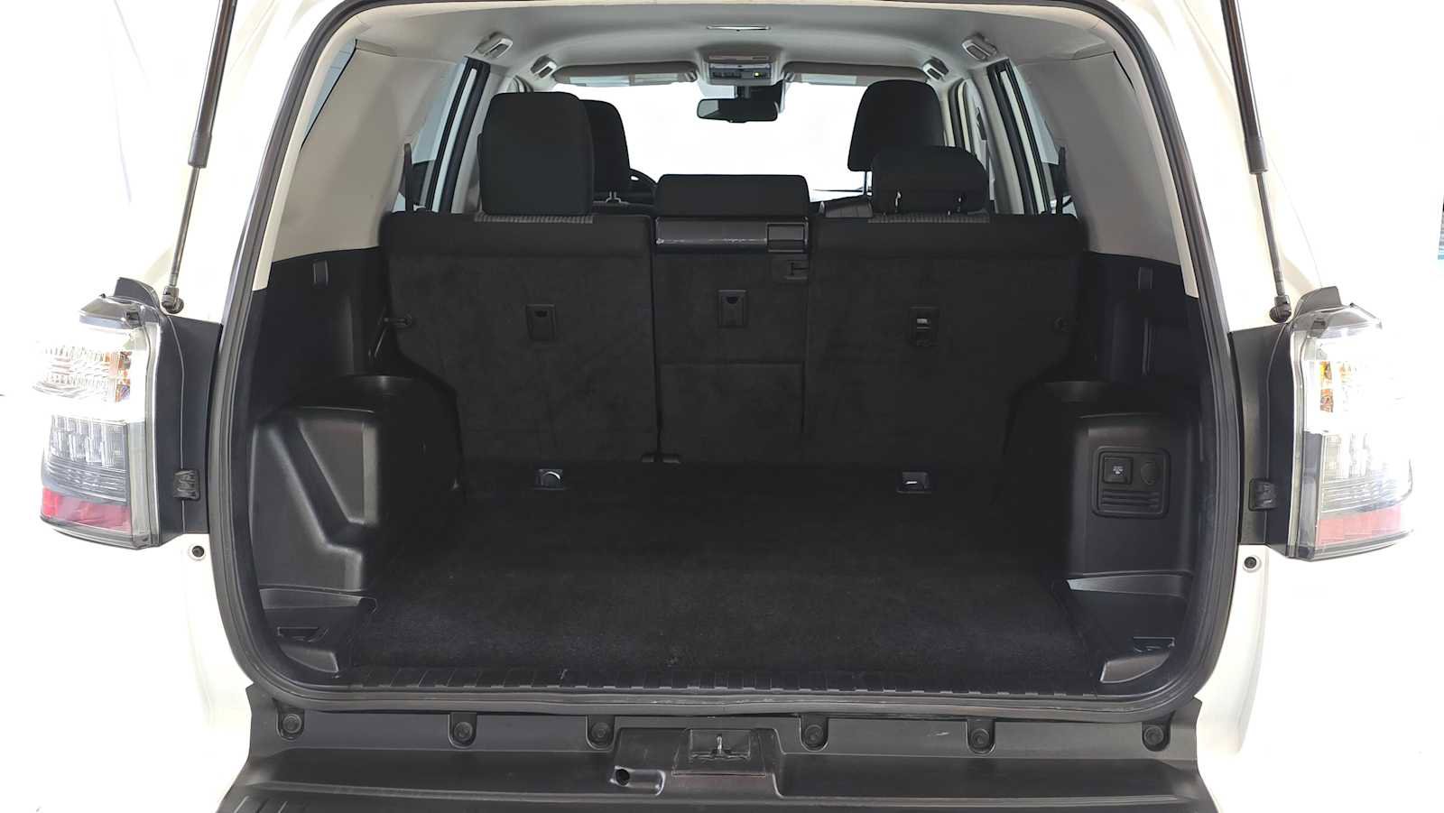 Used 2024 Toyota 4Runner SR5 image 14