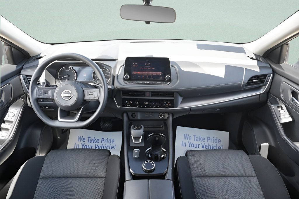 Used 2024 Nissan Rogue SV AWD/4WD image 17