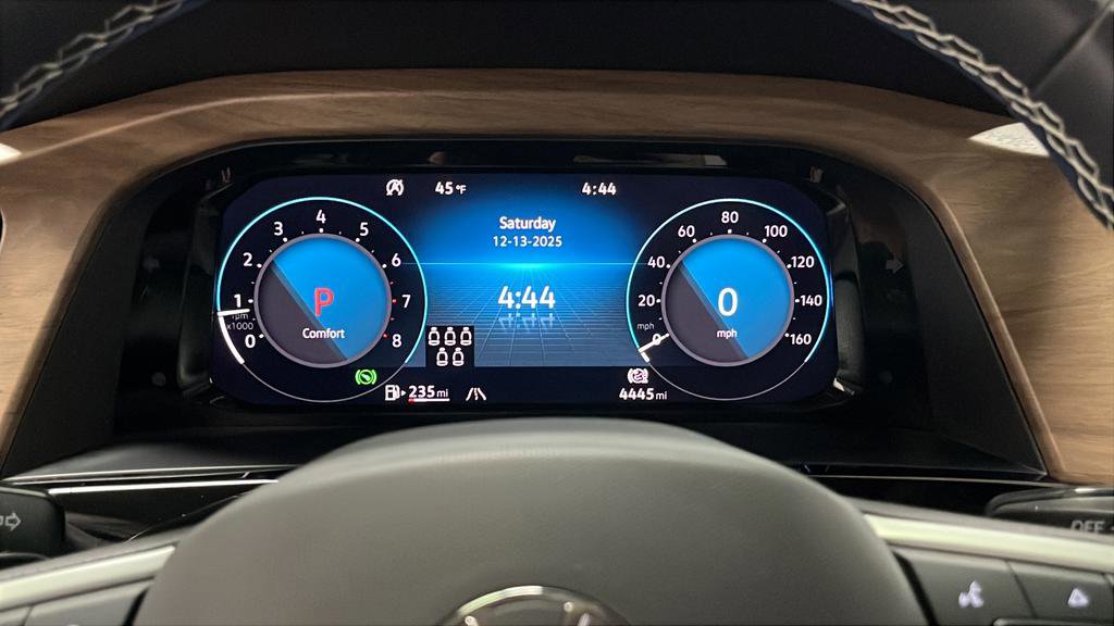 Used 2024 Volkswagen Atlas SE FWD image 16