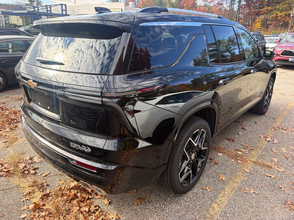 Used 2026 Chevrolet Traverse High Country AWD/4WD image 4