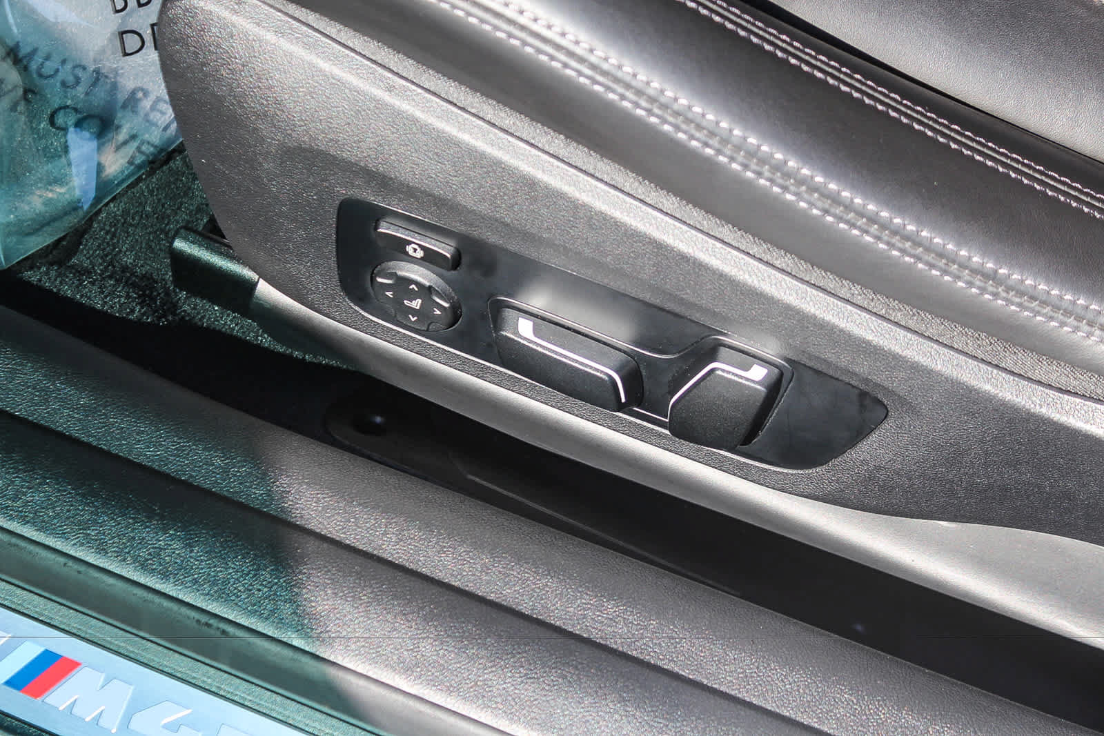 Used 2025 BMW M4 Competition w/ Executive Package RWD image 19