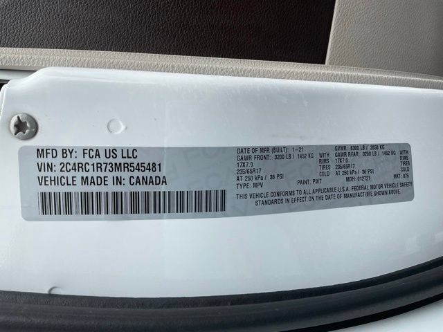 Used 2021 Chrysler Pacifica Touring FWD image 43