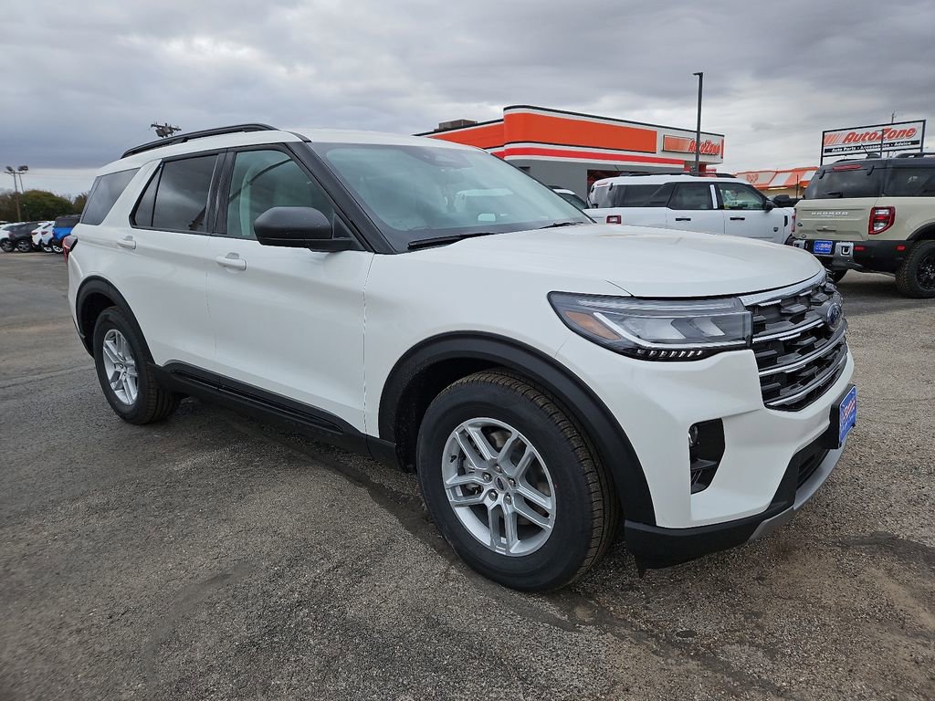 New 2026 Ford Explorer Active w/ Active Comfort Package image 1