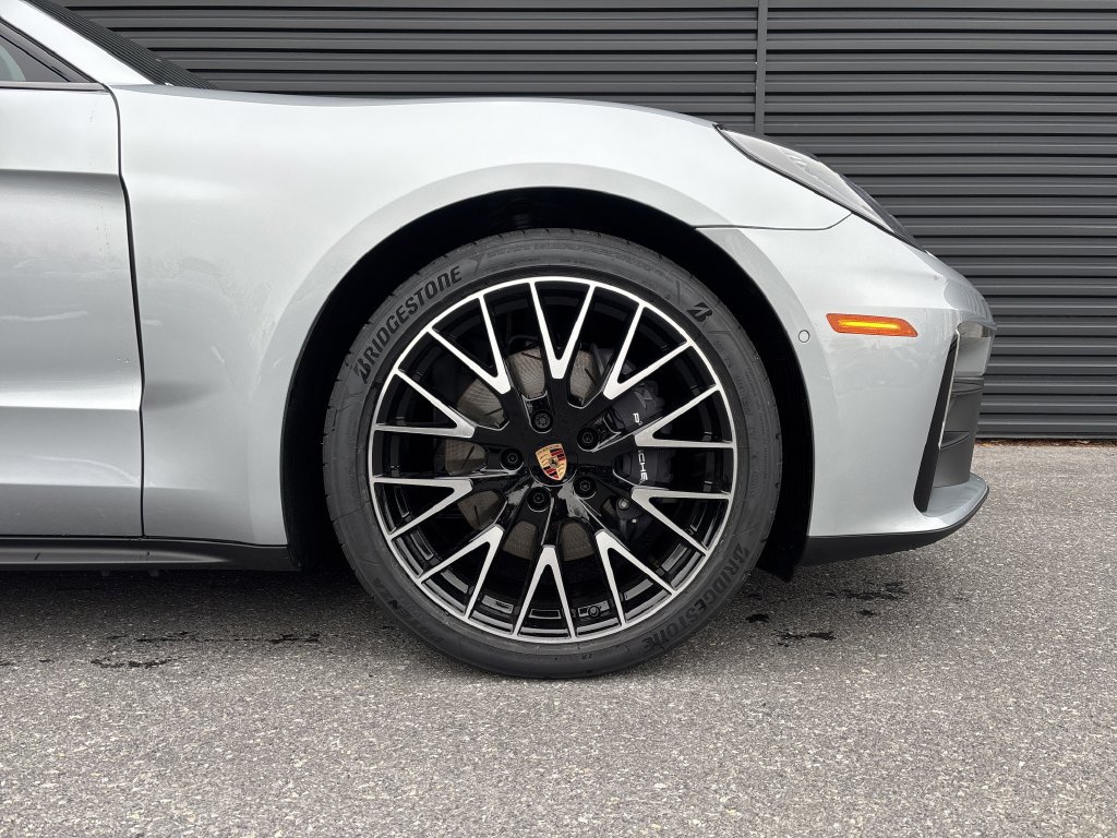 New 2026 Porsche Panamera image 8