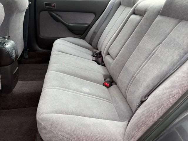 Used 1996 Toyota Camry LE FWD image 12