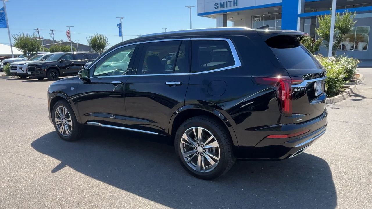 Used 2021 Cadillac XT6 Premium Luxury AWD/4WD image 5