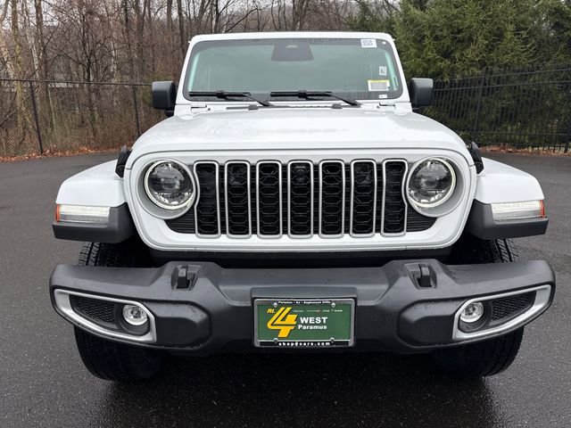 New 2026 Jeep Wrangler Unlimited Sahara AWD/4WD image 2