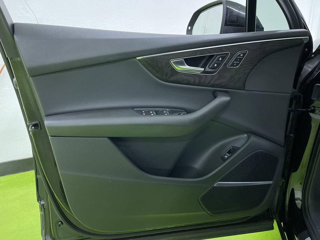 Used 2021 Audi Q7 3.0T Premium Plus image 16