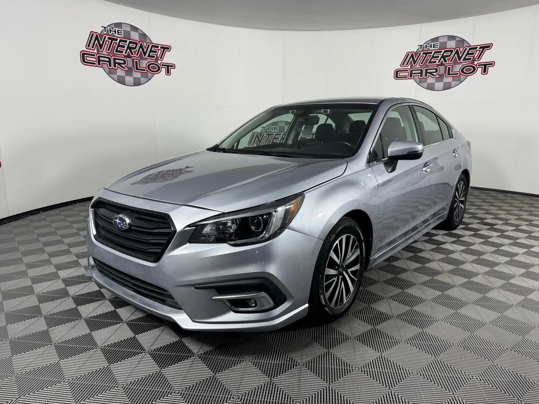 Used 2018 Subaru Legacy 2.5i Premium w/ Eyesight & BSD & Rcta & HBA image 3