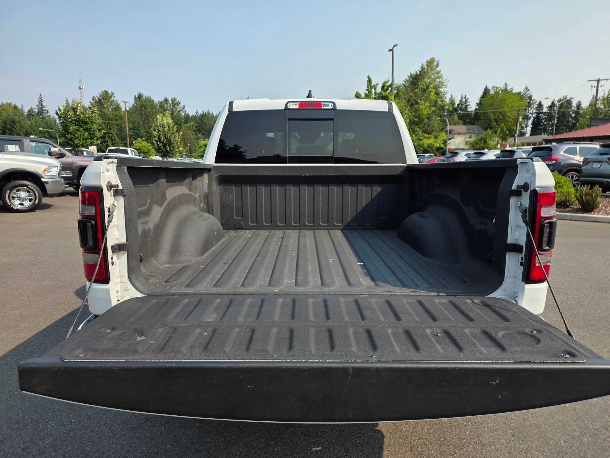 Used 2019 RAM 1500 Sport w/ Advanced Safety Group AWD/4WD image 8