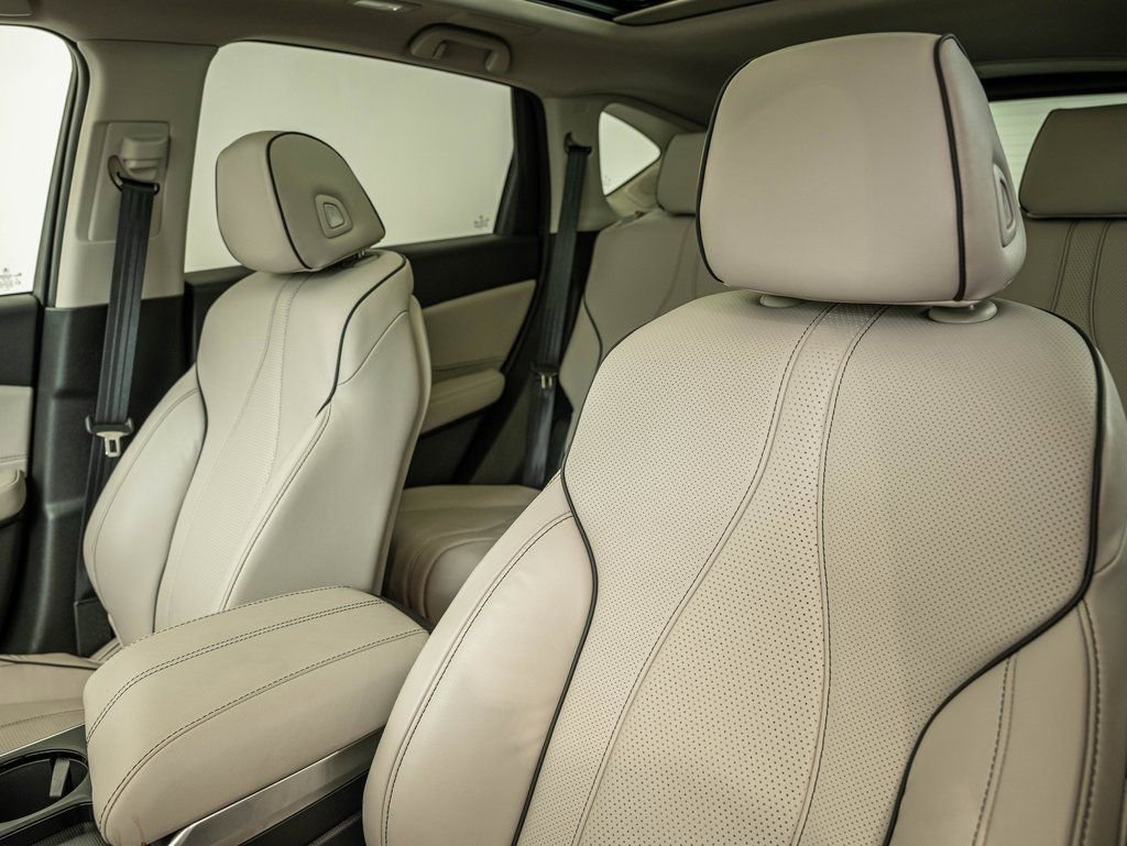 Certified 2025 Acura RDX SH-AWD w/ Advance Package image 32