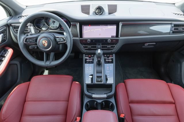 Used 2025 Porsche Macan S AWD/4WD image 22