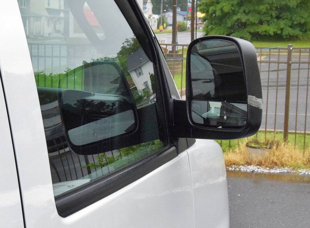 Used 2019 GMC Savana 2500 image 21