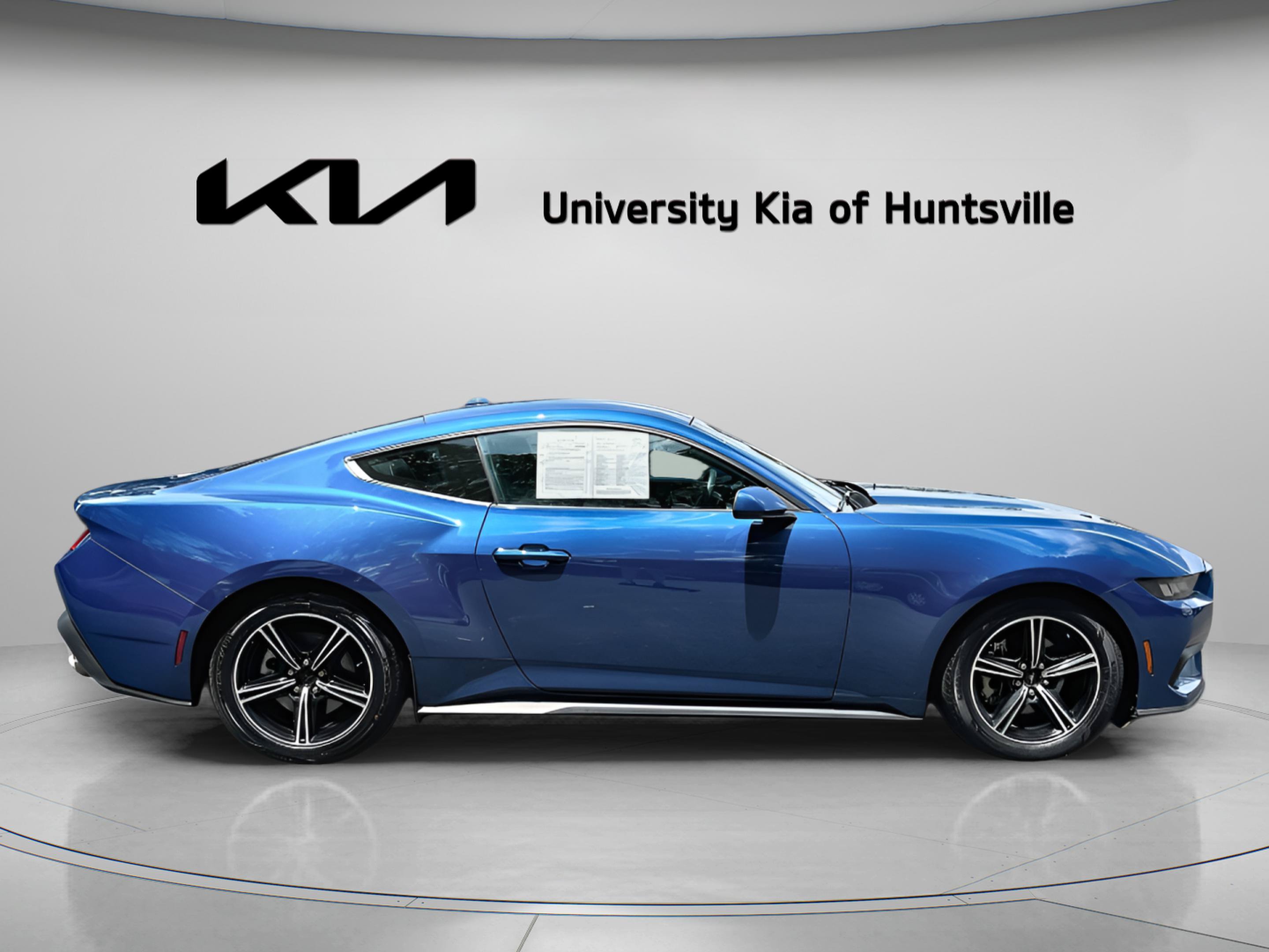 Used 2024 Ford Mustang Coupe RWD image 9