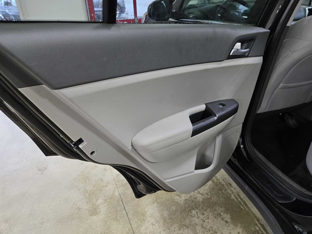 Used 2017 Kia Sportage LX w/ LX Popular Package AWD/4WD image 26