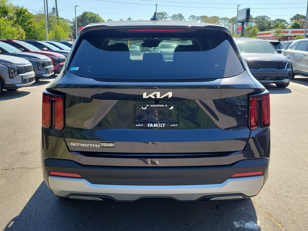 New 2026 Kia Sorento LX FWD image 5