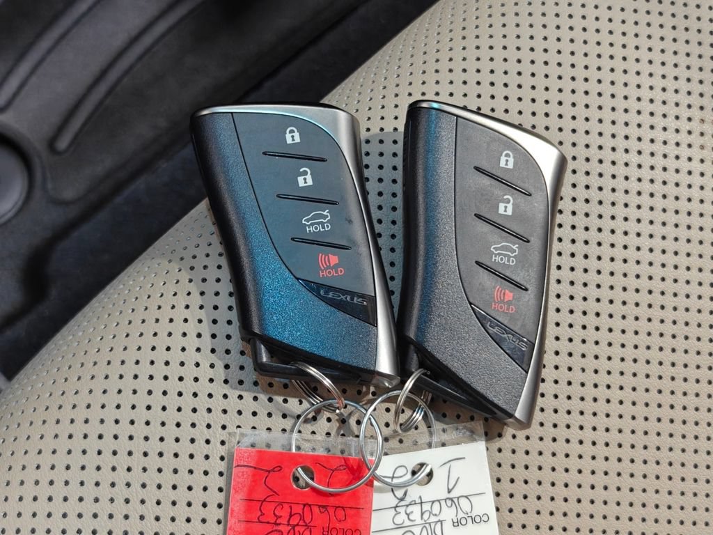 Used 2020 Lexus ES 350 w/ Premium Package FWD image 16