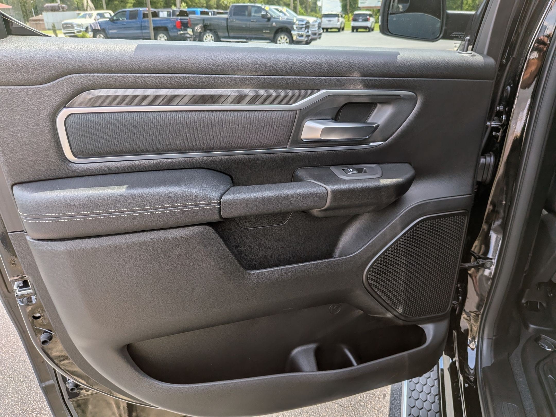 New 2026 RAM 1500 Big Horn AWD/4WD image 16
