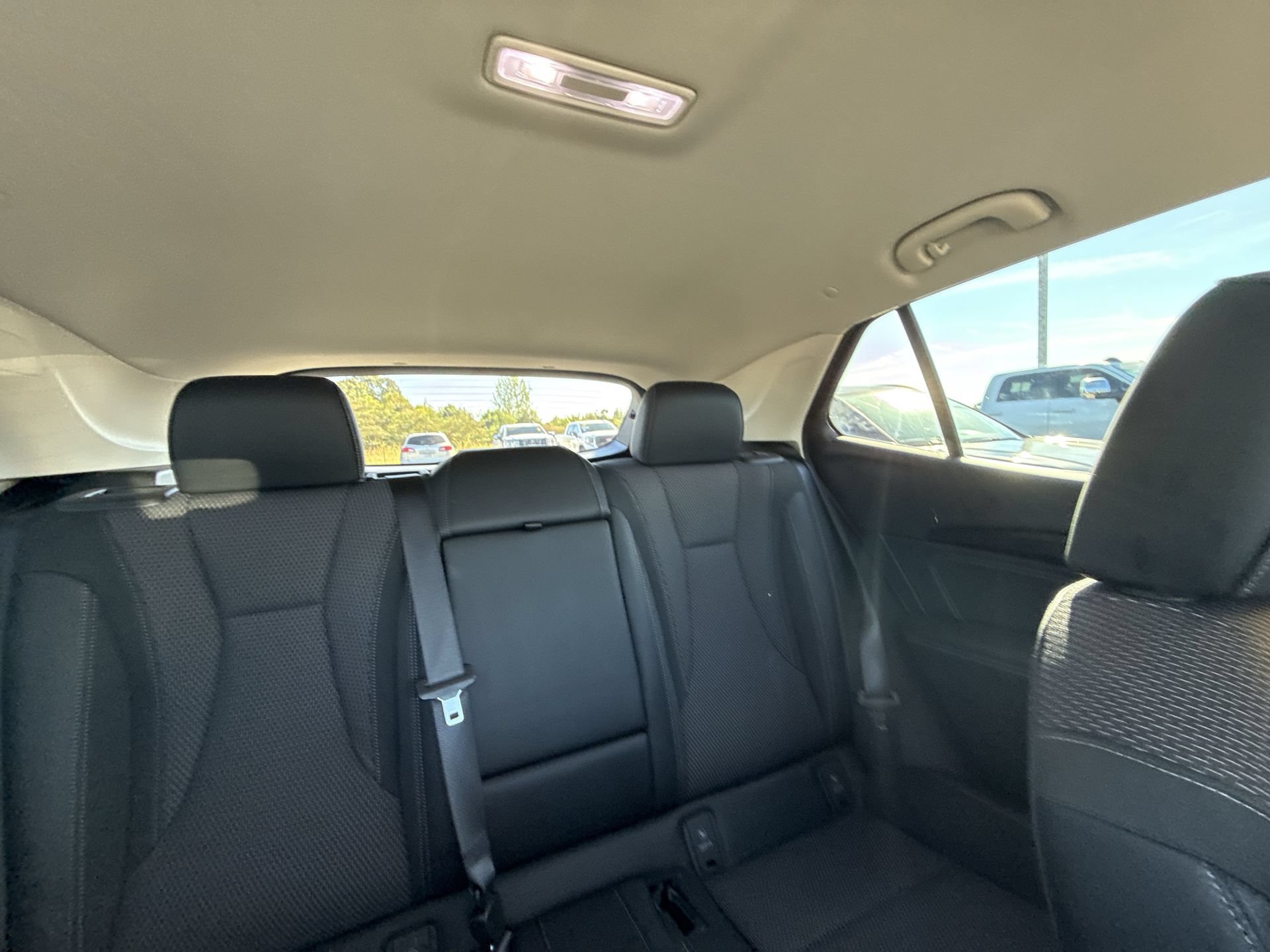Used 2023 Buick Envision Preferred w/ Sport Touring Package AWD/4WD image 32