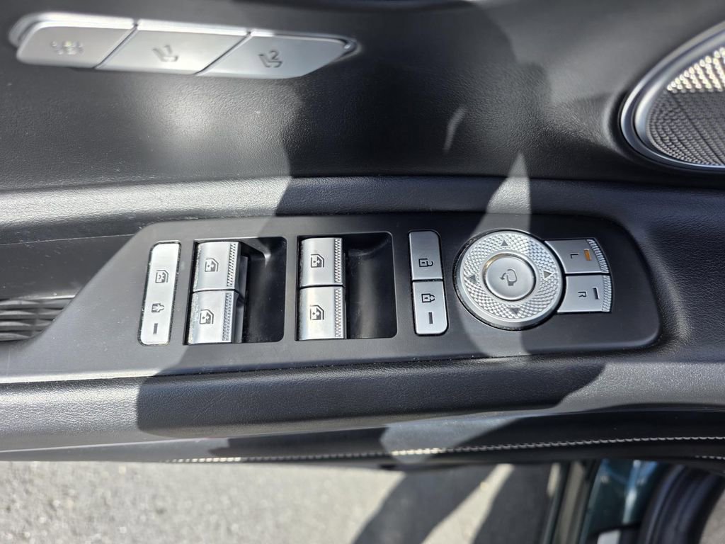 Used 2023 Genesis GV80 2.5T w/ Advanced Package image 13