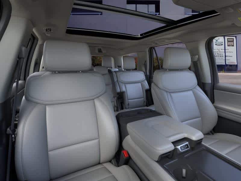 New 2026 Ford Expedition Active AWD/4WD image 10