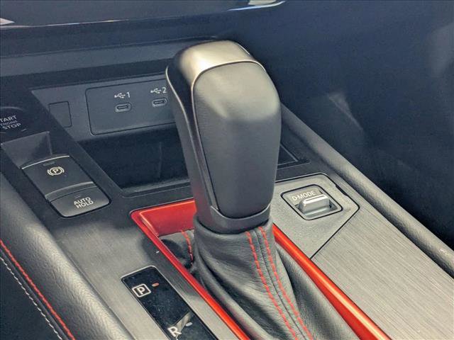 Used 2025 Nissan Kicks SR AWD/4WD image 8