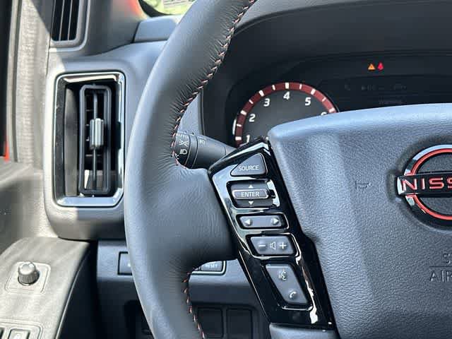 Used 2025 Nissan Frontier Pro-X RWD image 8