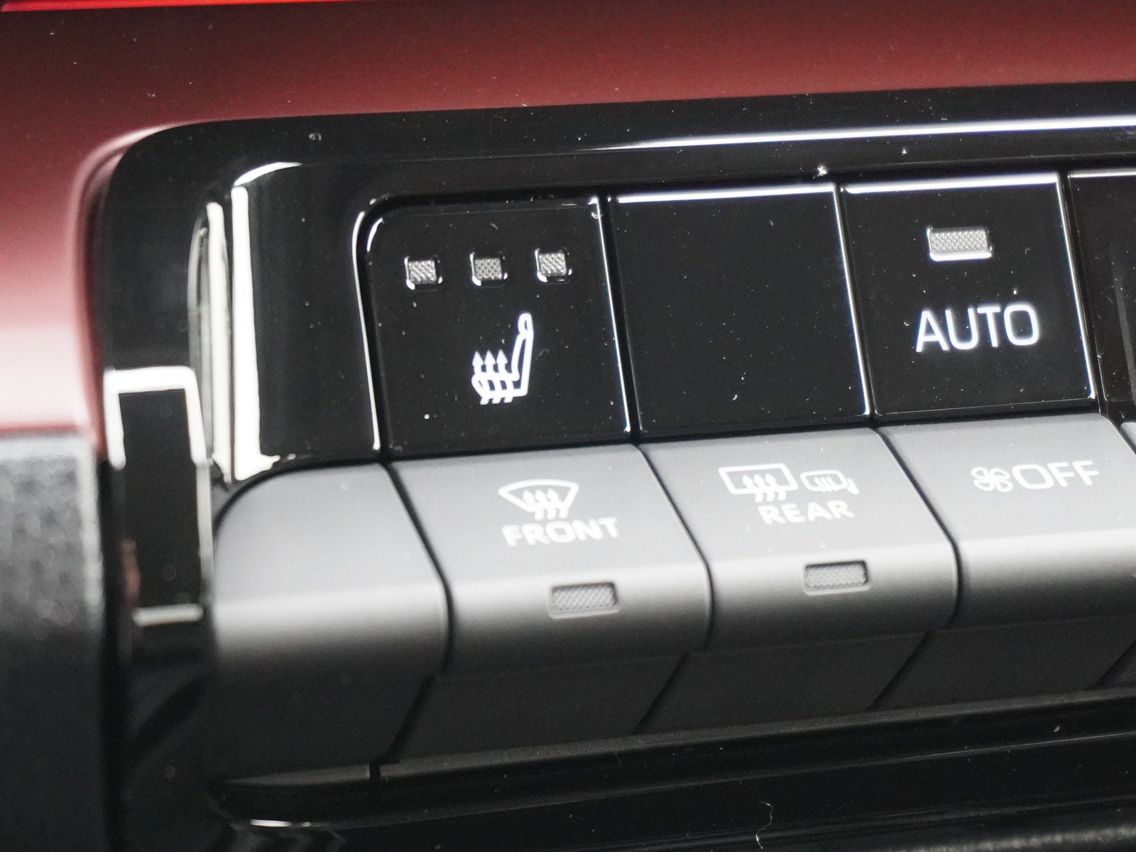 New 2026 Toyota Prius Plug-In Hybrid FWD image 25