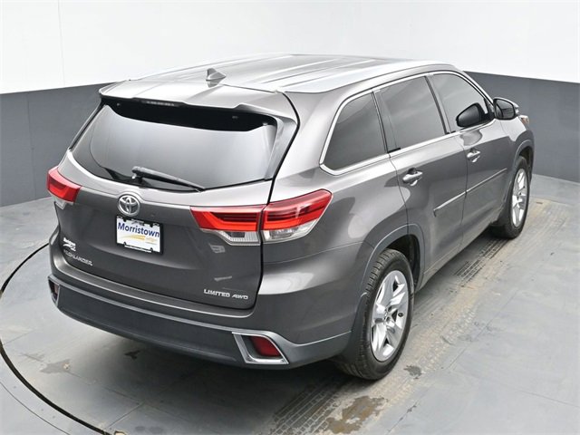 Used 2017 Toyota Highlander Limited image 43