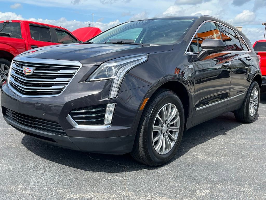Used 2017 Cadillac XT5 Luxury FWD image 4